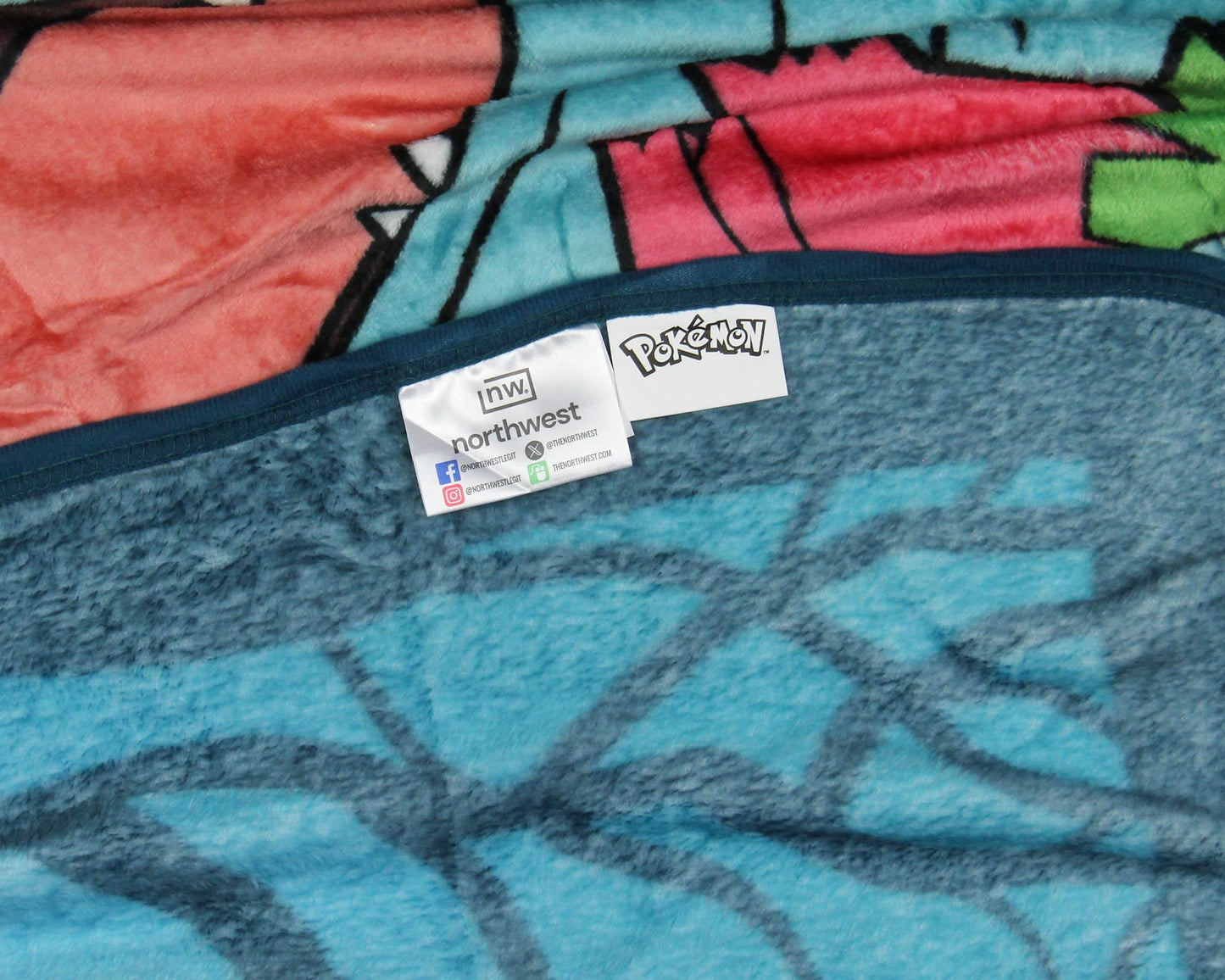 Pokemon Bulbasaur Evolutions Ivysaur Venusaur Throw Blanket - 46" x 60" Cozy Soft Fleece Throw Blanket for Bed Couch